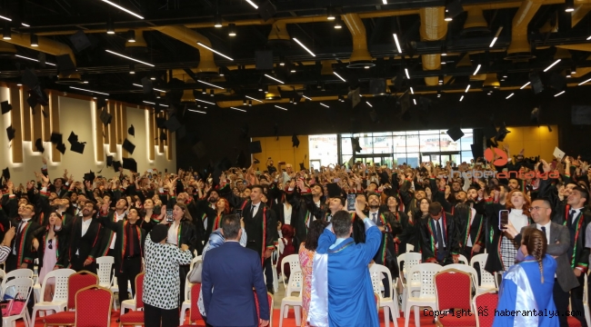 Hukuk Fakültesi mezunları mesleğe adım attı