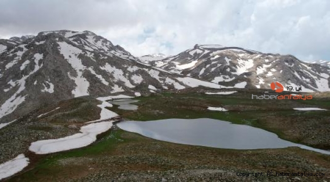 İkiz Göller yeniden su tuttu, çevresi yeşillendi