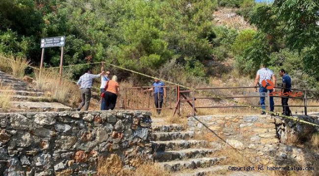 Kan donduran cinayet: Keserle vurup, halıya sardıktan sonra gömmüş !