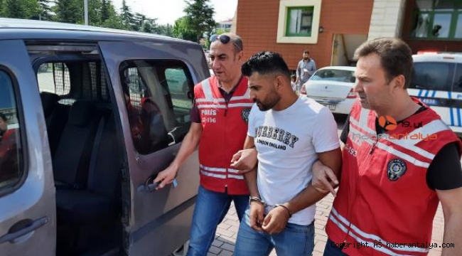 'Polis' yalanıyla 600 bin lira dolandırdı, kaçtığı Antalya'da yakalandı