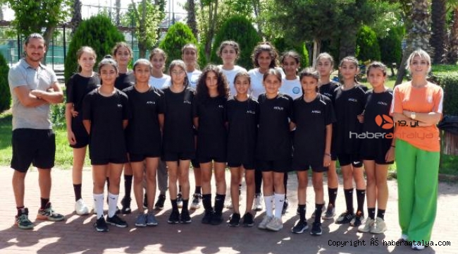 Şampiyonlar Kepezspor'da