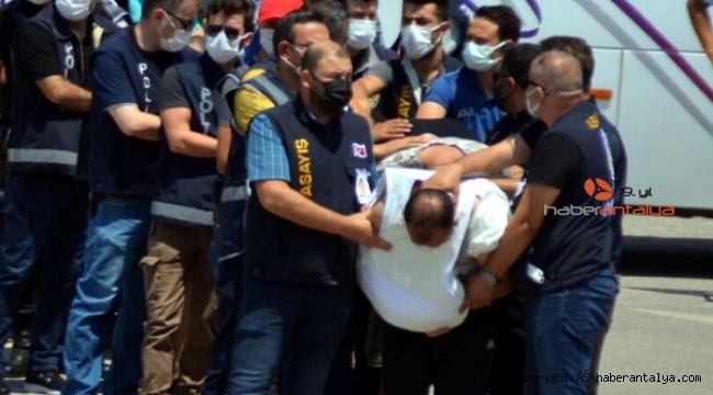 Şehit polisin davasında sanık avukatı mazereti, duruşma erteletti