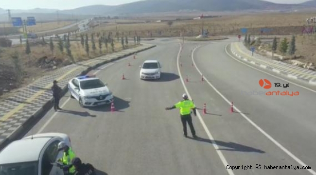 Trafik uygulamasından kaçan sürücüler dronla görüntülendi