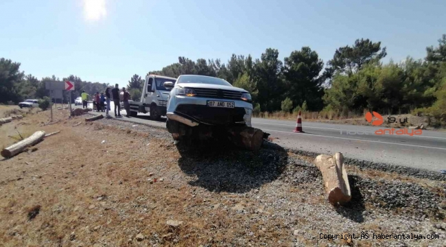 Alkollü sürücü tomruk kamyonuyla karayolunu savaş alanına çevirdi !