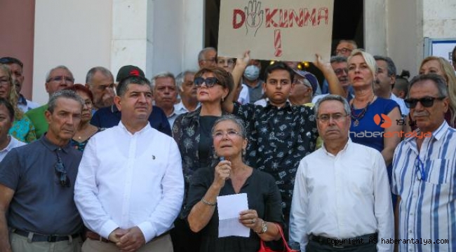 Antalya Lisesi Müzesi'nin tahsisine protesto