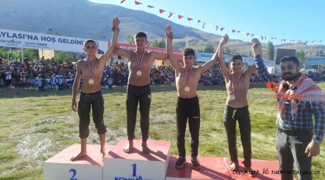 Döşemealtı sporcuları kürsülere ambargo koydu