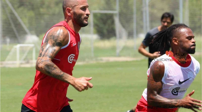 FT Antalyaspor, hazırlıklarını tesislerinde sürdürdü