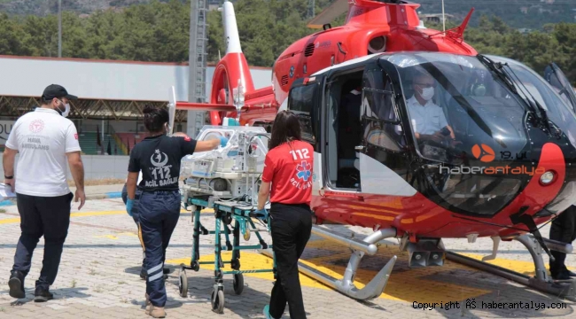 Helikopter erken doğan prematüre bebek için havalandı
