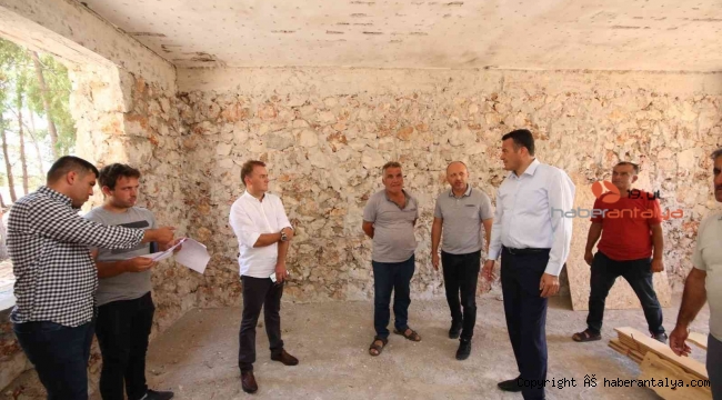 Kaş'taki yarım asırlık okul yeniden hayat buluyor