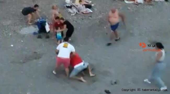 Kavga edenleri ayırmak isterken, kavga etti !