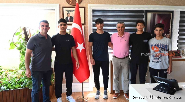 Kemer Belediyesi'nden sporculara ulaşım desteği sözü
