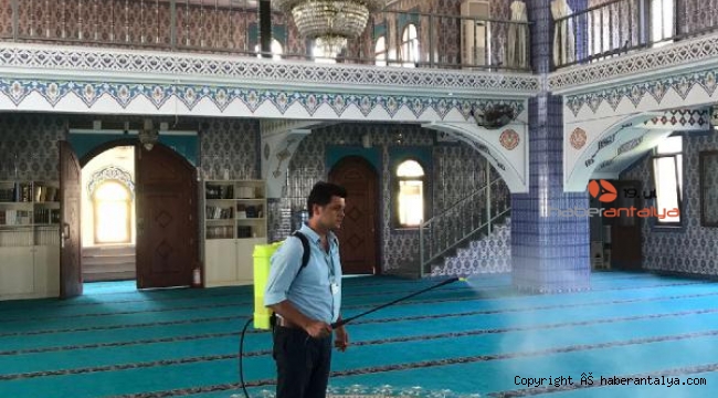 Kemer'deki camiler gül suyu kokacak