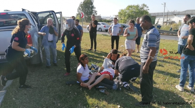 Otel çalışanlarını taşıyan servis kamyonetle çarpıştı: 8 yaralı !