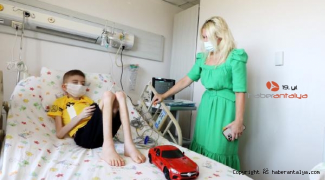 Rektör Özkan: Cem Muhammet'in kan değerlerini biraz toparladık, 300 gram aldı