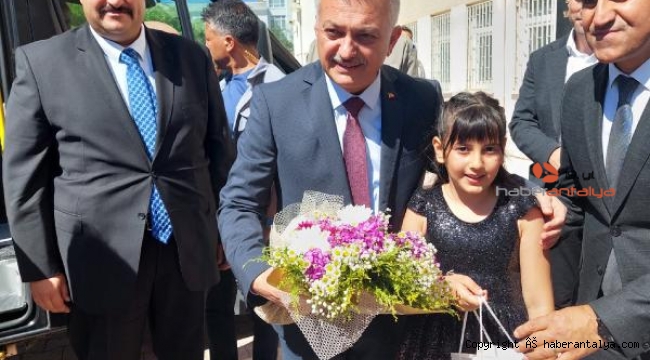 Vali Yazıcı Demre'de