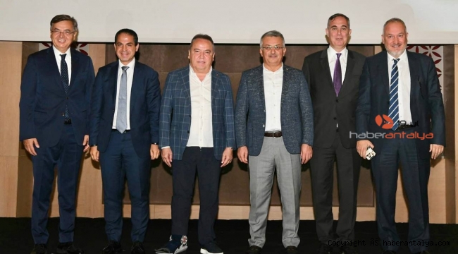 Vali Yazıcı: " Şehrimizi hava yoluyla ziyaret eden turist sayısı 6 milyonu geçti."