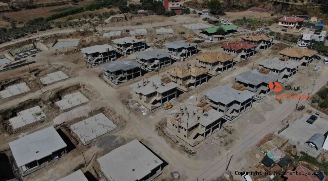Yangının 1'inci yılında Manavgat'ta yaralar sarılıyor, evler yapılıyor 