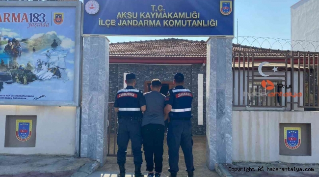 20 yıla yakın kesinleşmiş hapis cezası olan şahıs, jandarmaya takıldı