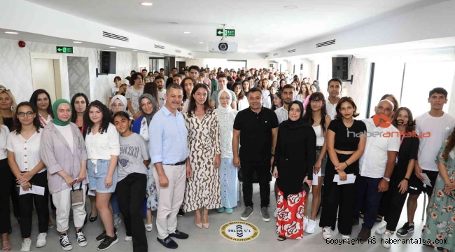 Alanya Fahri Gürses Etüt ve Destek Eğitim Kursu öğrencilerinden büyük başarı