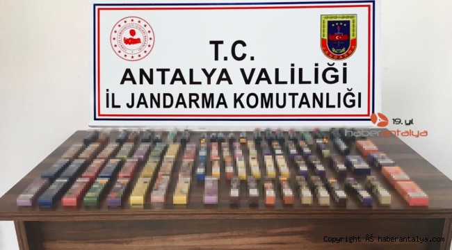 Alanya'da kaçak elektronik sigara ele geçirildi