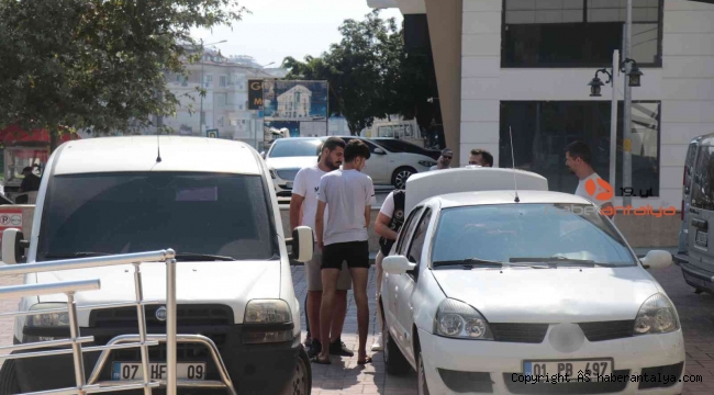 Alanya'da narko timler, 3 bin 840 uyuşturucu hap ele geçirdi !