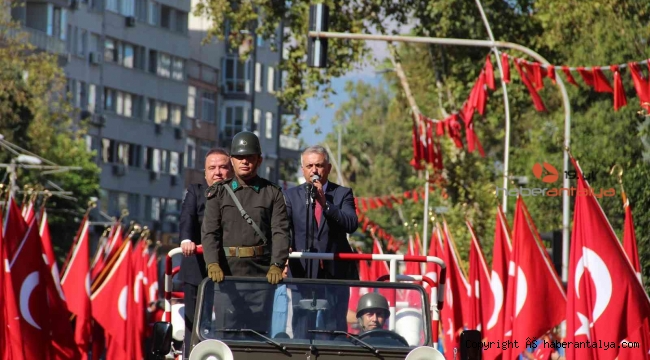 Antalya'da 30 Ağustos Zafer Bayramı coşkusu