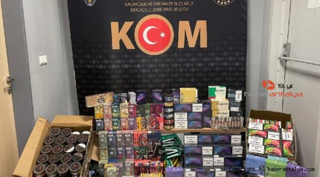 Antalya'da gümrük kaçağı sigara satan 2 kişi yakalandı