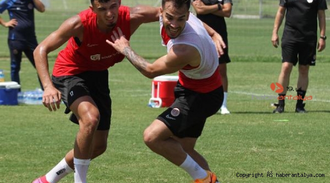 Antalyaspor'da Ömer Toprak ve Ndao şoku