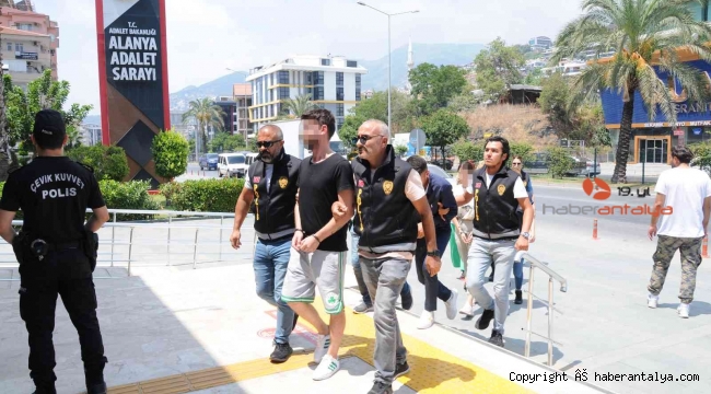 Alanya'daki yerli tinder avcıları yakayı ele verdi