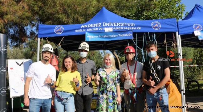 AÜ'ne 14 bin 92 yeni öğrenci