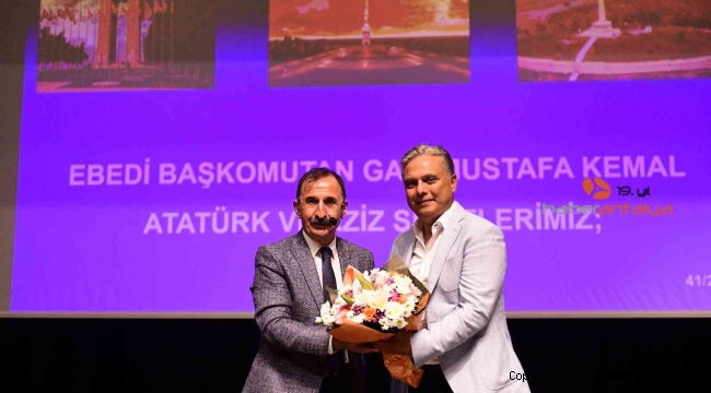 Başkan Uysal: "Neşet'i nasıl biliyorsak Bach'ı da öyle dinliyoruz"