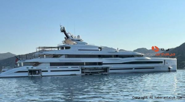 Bill Gates'in yatları Marmaris'te