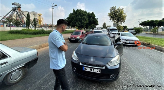 Bir anlık dalgınlığının faturası pahalıya patlıyordu