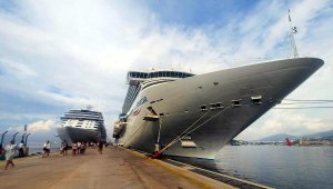Bodrum'a 2 kruvaziyer gemisi toplam 2 bin 217 turist getirdi