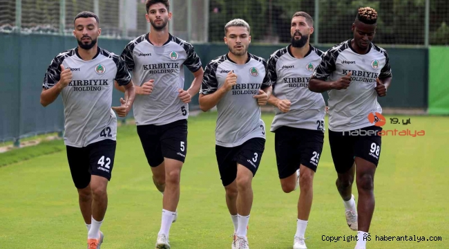 Corendon Alanyaspor, İstanbulspor maçı hazırlıklarına başladı