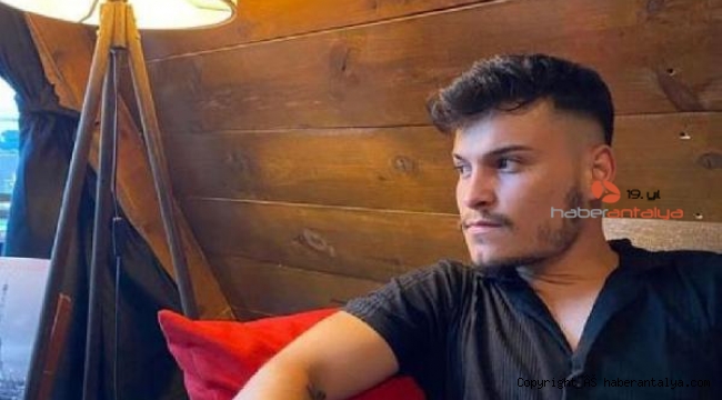 Genç adam motosikletle duvara çarpıp öldü