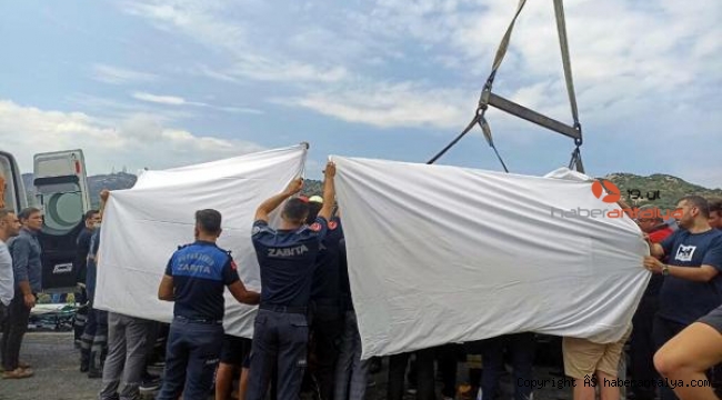İbrahim Tatlıses, Bodrum'da trafik kazası geçirdi ; İşte kazanın detayları 