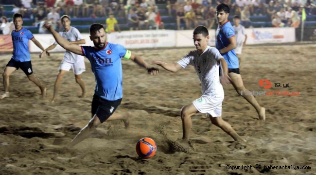 Manavgat'ta plaj futbolu heyecanı başladı