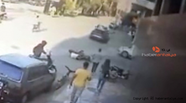 Motosikletli genci ölüme sürükleyen kaza kamerada