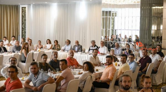 Muratpaşa ASSİM, yazılım ve bilişim sektörünü buluşturdu