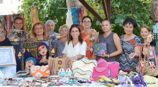 Oyalı eller iş başında