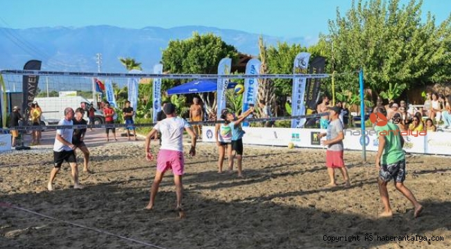 Taşbeach Voleybol Turnuvası başladı