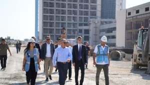 Vali Yazıcı: Antalya, sağlık turizminin de merkezi olacak