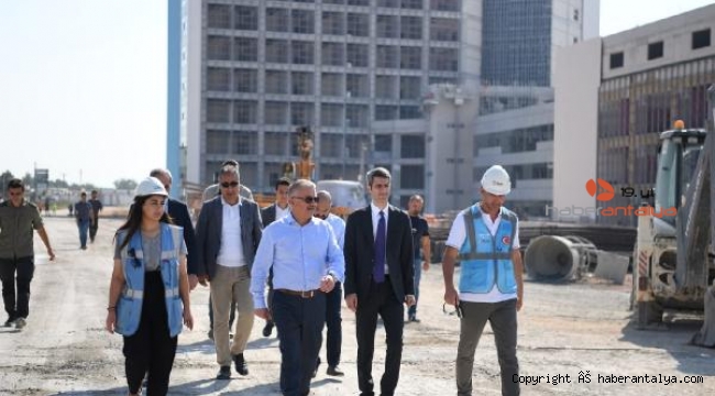 Vali Yazıcı: Antalya, sağlık turizminin de merkezi olacak