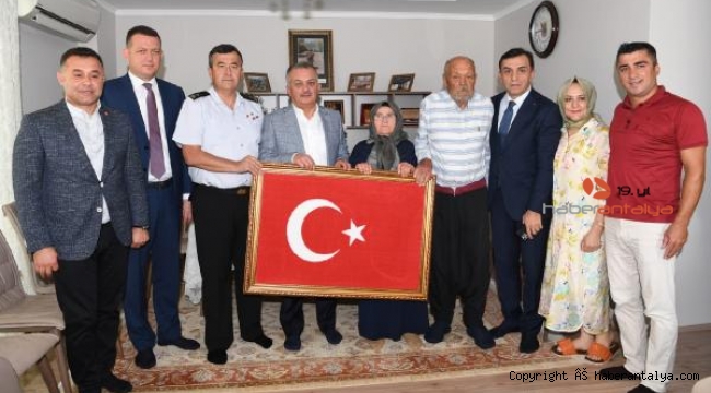Vali Yazıcı, şehit Murat Güney'in ailesini ziyaret etti