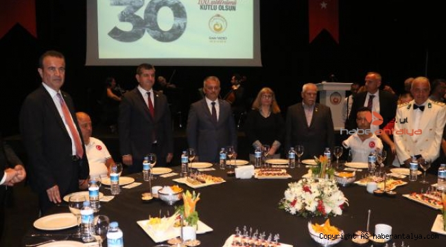 Vali Yazıcı'dan 30 Ağustos resepsiyonu