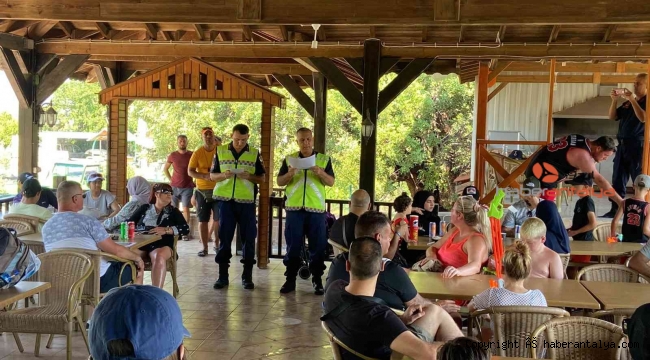 Yabancı uyruklu turistlere kendi dillerinde trafik eğitimi