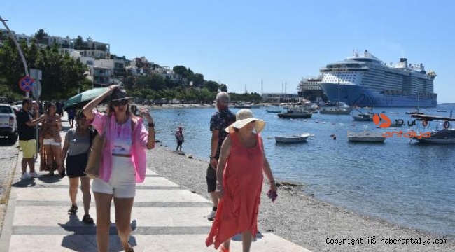 2 kruvaziyer gemi ile 5 bin 316 turist getirdi