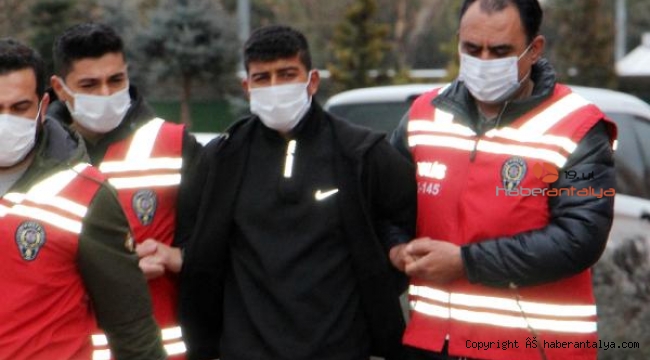 7 aylık hamile Raziye'yi 'bir erkeğe dikkatli baktığı' gerekçesiyle öldürmüş !