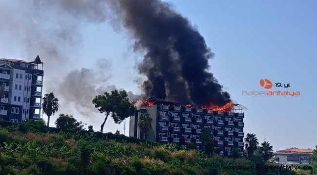 Alanya'da korkutan otel yangını söndürüldü